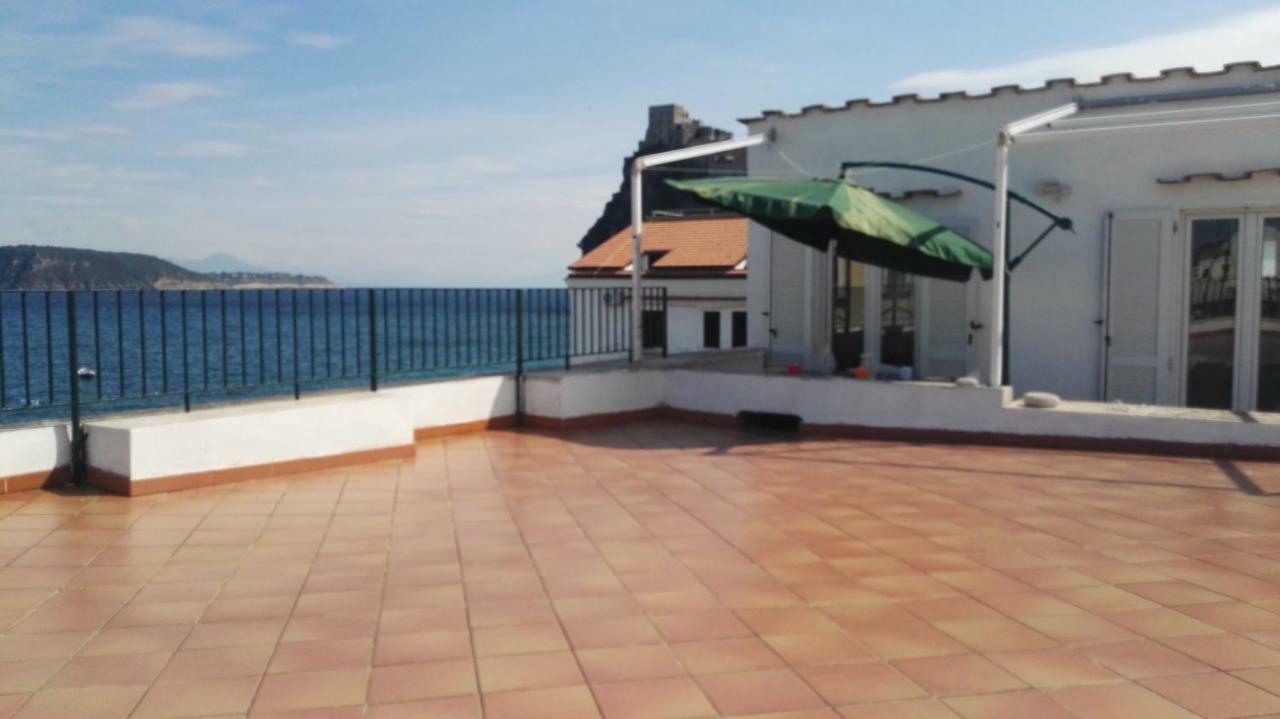 Terrazzo 73 Villa Иския Екстериор снимка